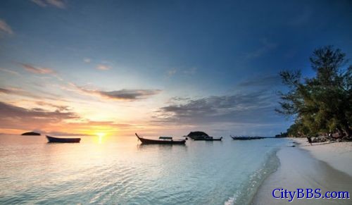 泰国丽贝岛美丽隐世海滩