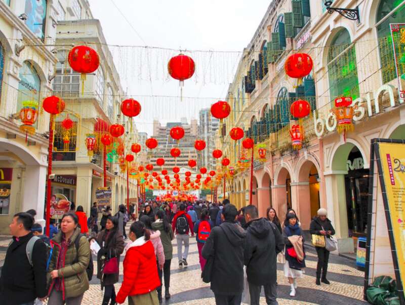 澳门旅游局局长向当地媒体 TDM Canal Macau 透露，仅在1月13日这一天，特区就接待了46000名游客，远高于202 ...
