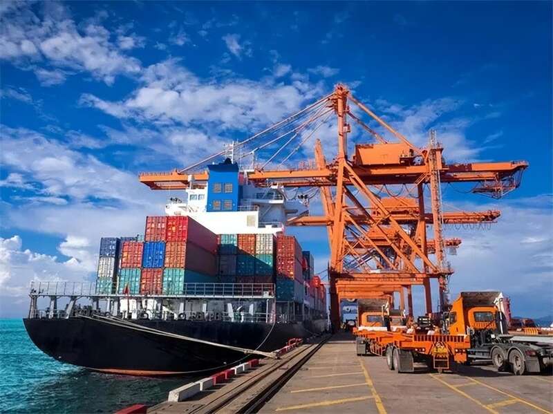 2022年中国对外货物贸易总额约为6.1万亿美元